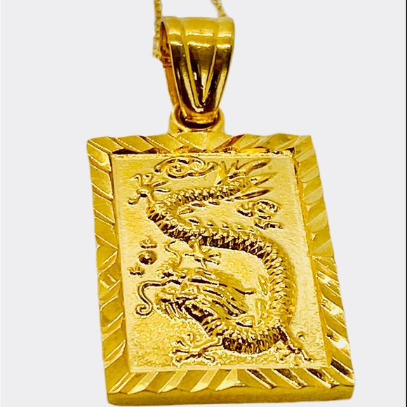 Jewelry - Dragon Fire Necklace!